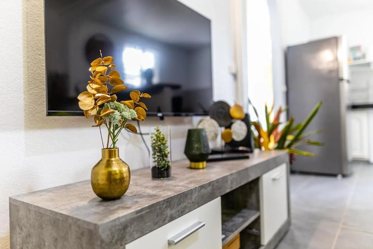 Flat Apartment Les Abymes